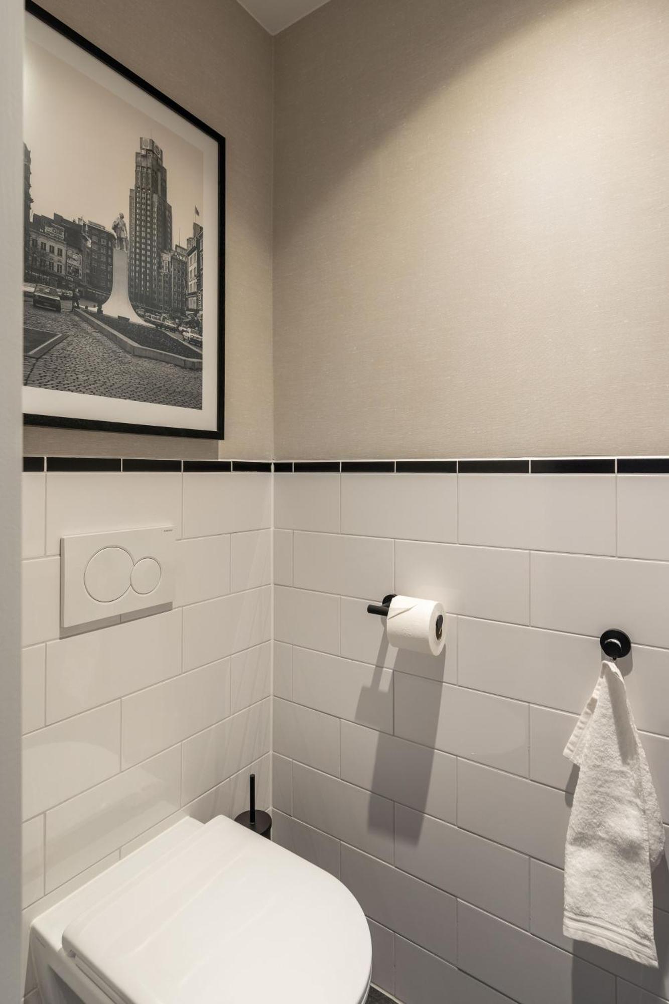 Yays Opera Aparthotel 4*